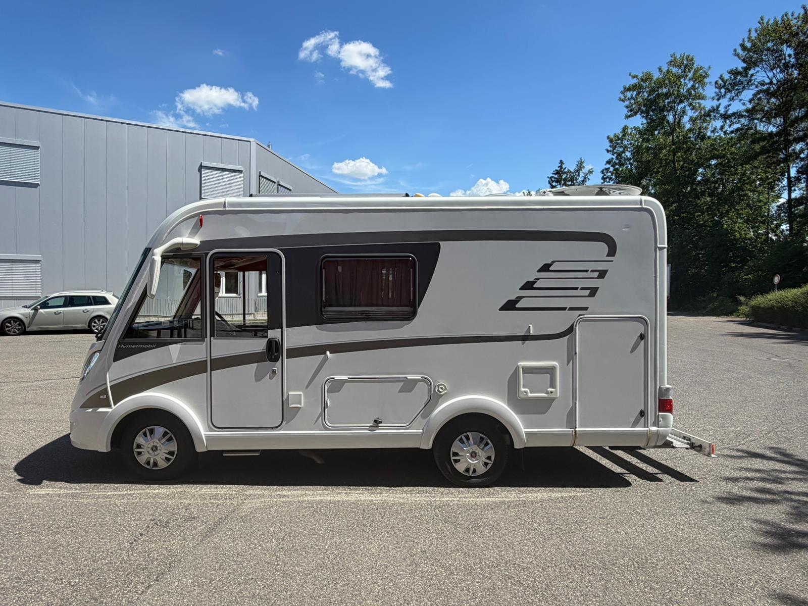 HYMER Fiat 2.3 JTD Hymer Automat Querbett 6 Meter TOP ZUSTAND-showroom-element-3