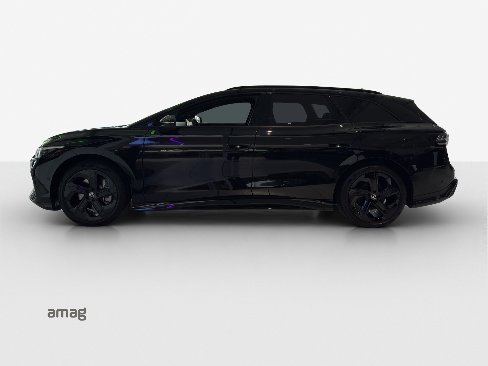 VW ID.7 Tourer GTX 86 kWh GTX United 4 Motion-image-1