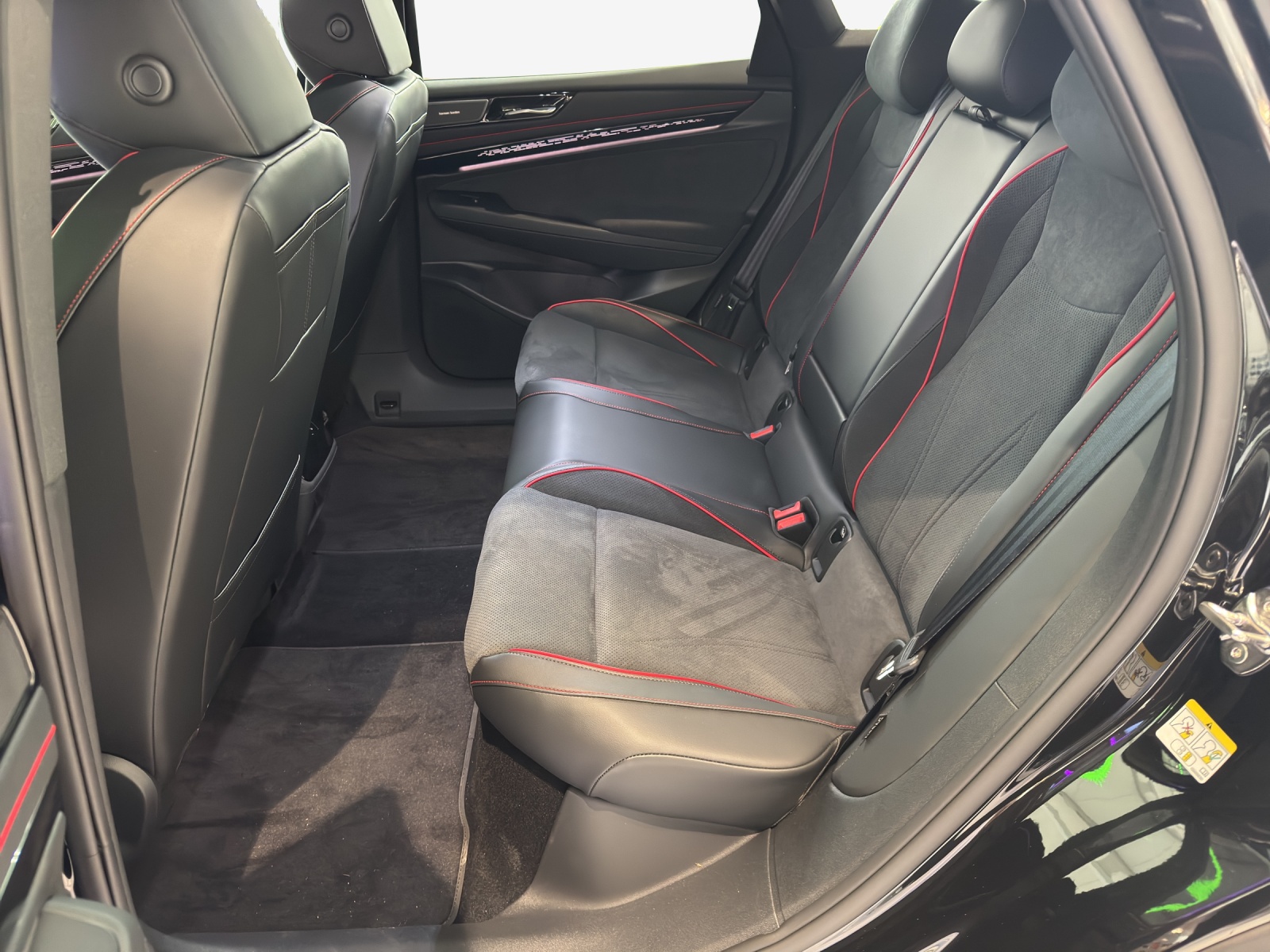 VW ID.7 Tourer GTX 86 kWh GTX United 4 Motion-image-11
