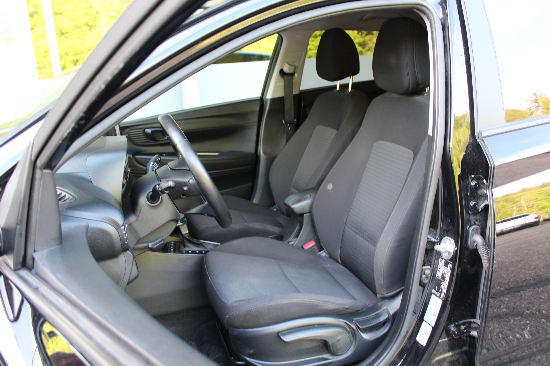HYUNDAI i20 1.0 T-GDi Amplia DCT-image-9