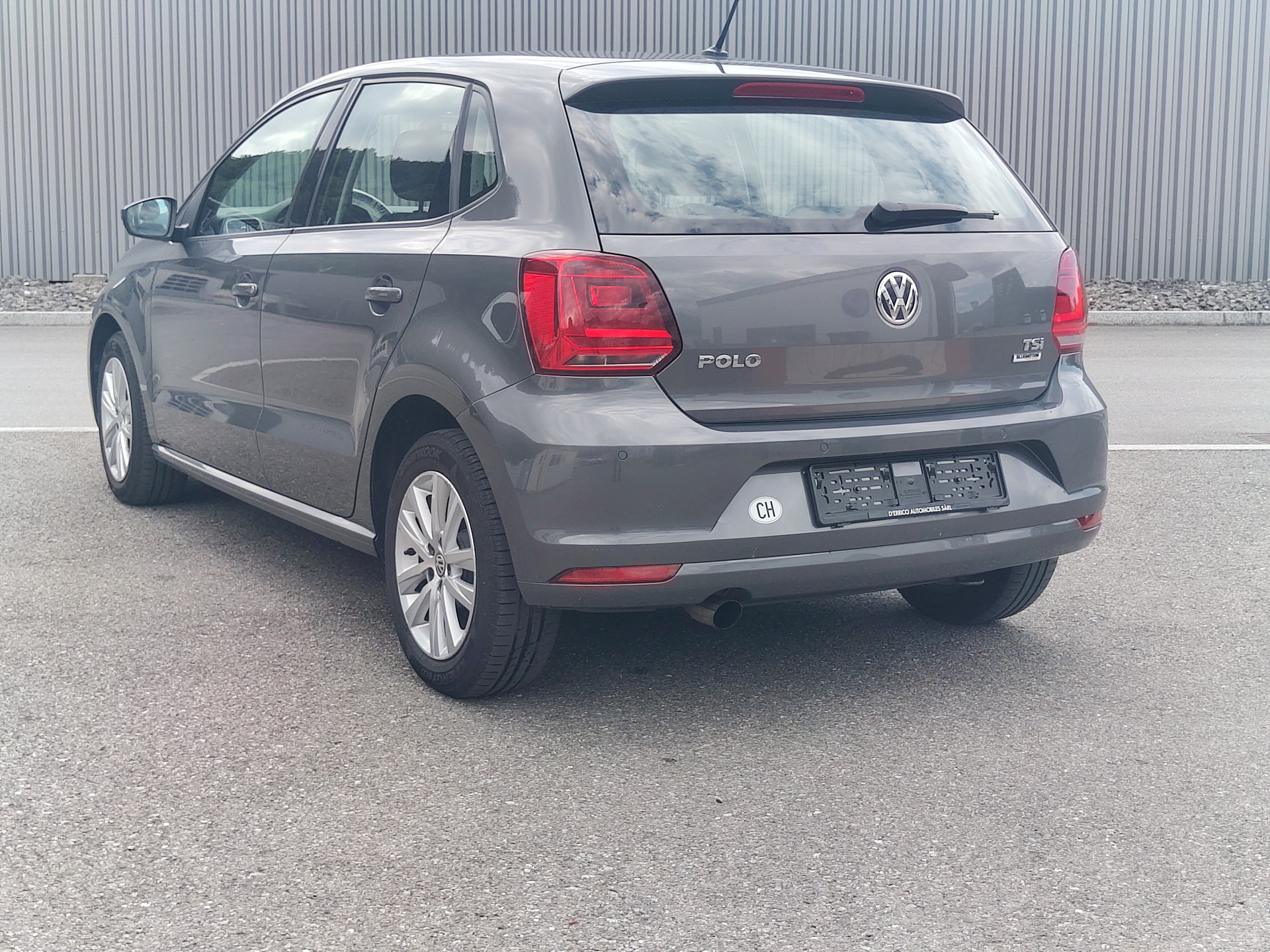 VW Polo 1.2 TSI BMT Comfortline-showroom-element-2