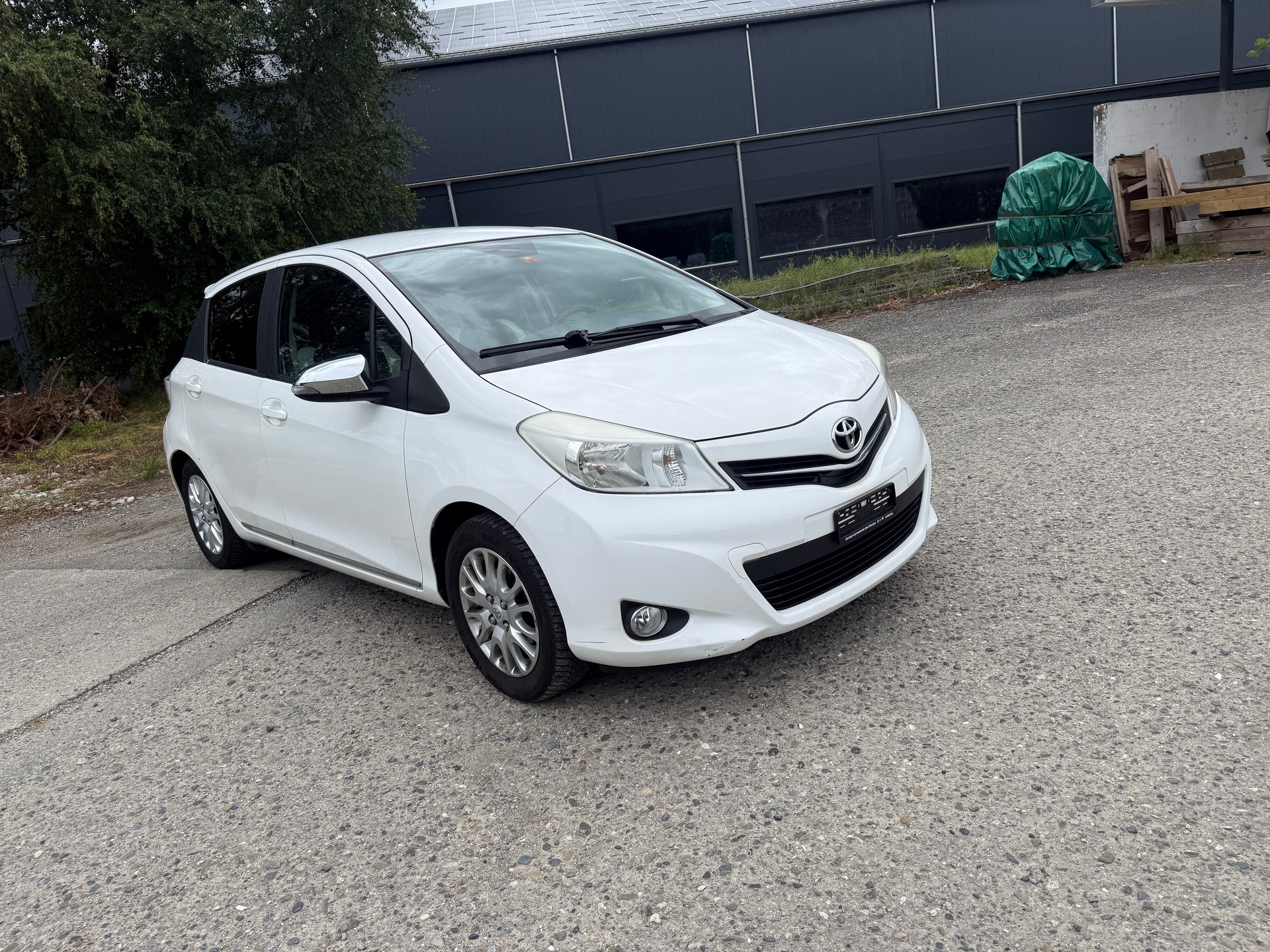 TOYOTA Yaris 1.33 Trend-image-1