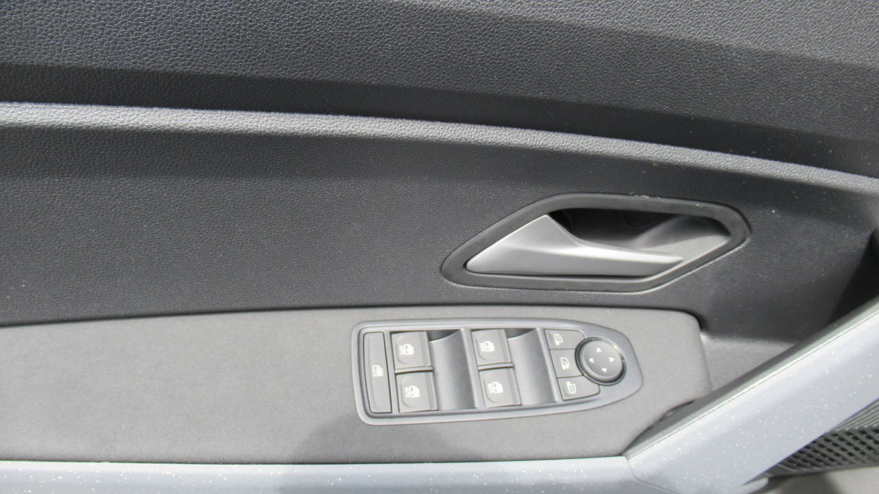 DACIA Bigster 1.2 Hybrid Journey 4WD-image-7