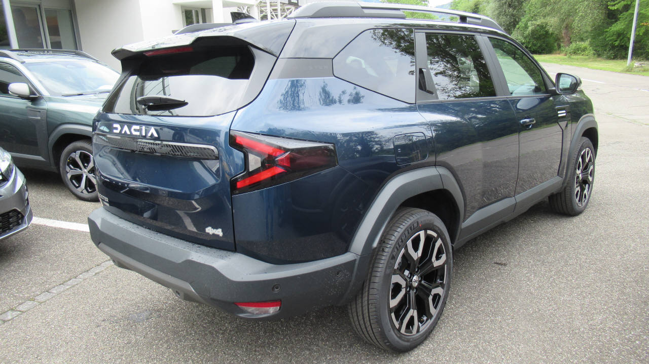 DACIA Bigster 1.2 Hybrid Journey 4WD-image-3