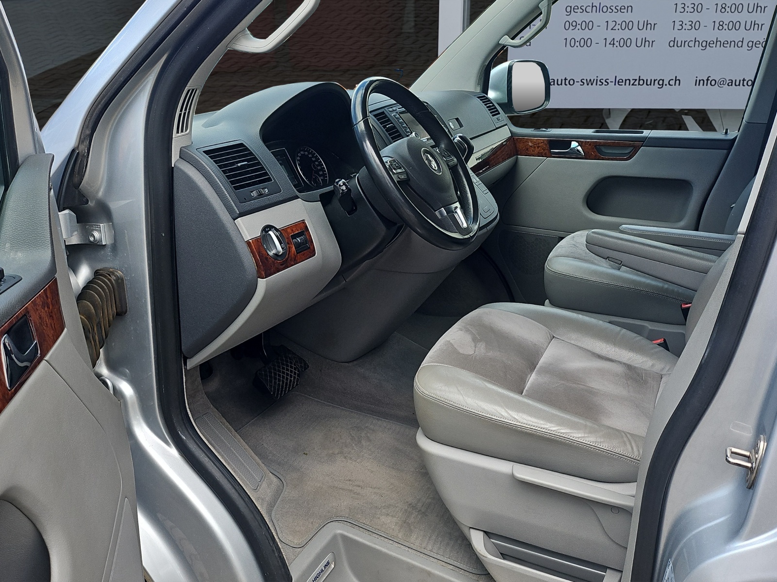 VW T5 Multivan 2.0 Bi-TDI CR Highline DSG-image-10