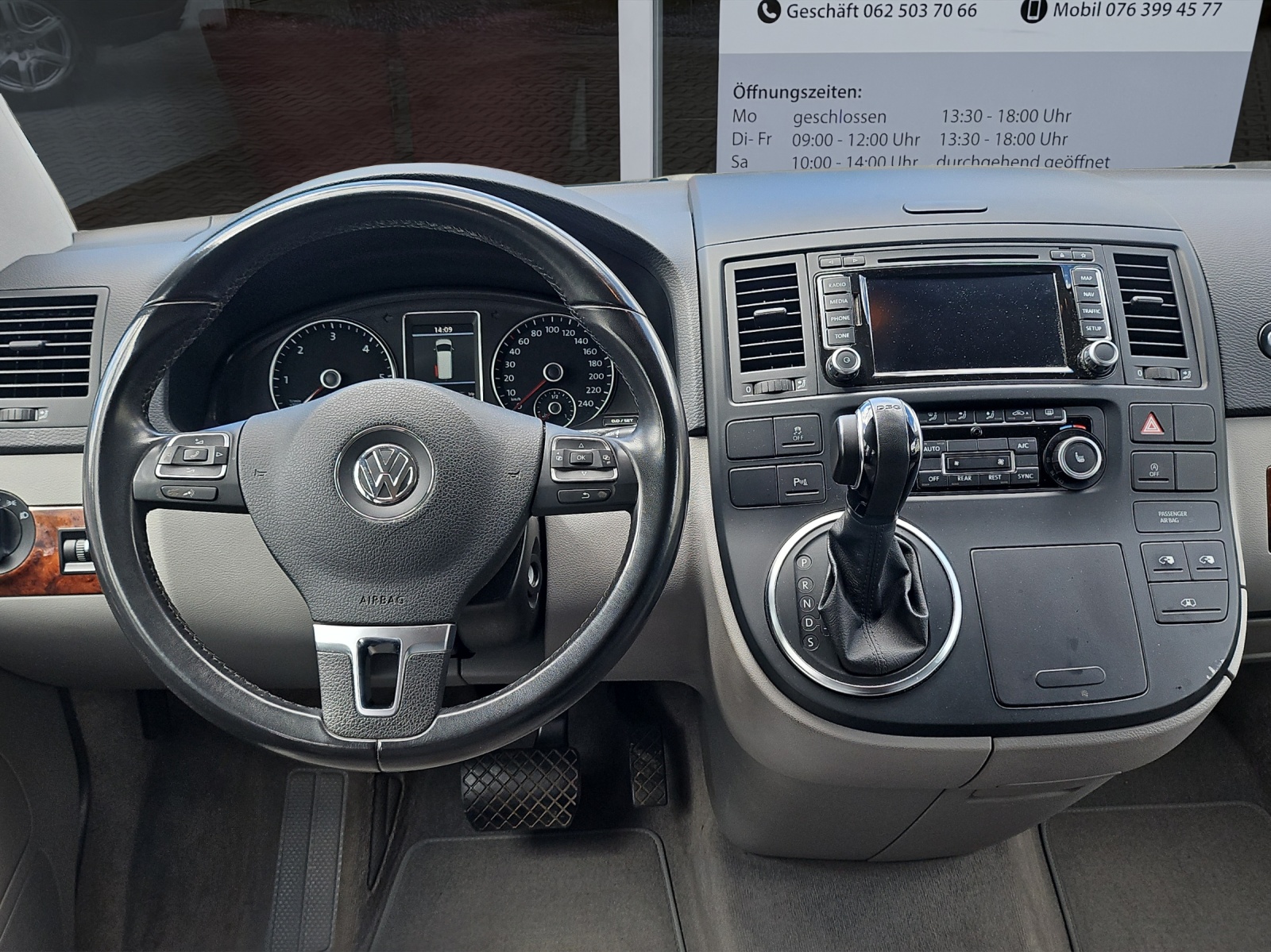 VW T5 Multivan 2.0 Bi-TDI CR Highline DSG-image-9