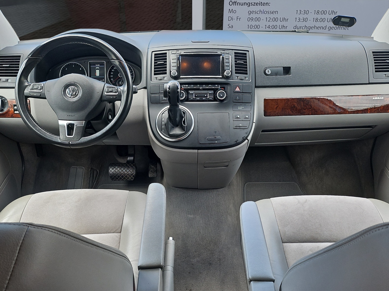 VW T5 Multivan 2.0 Bi-TDI CR Highline DSG-image-8