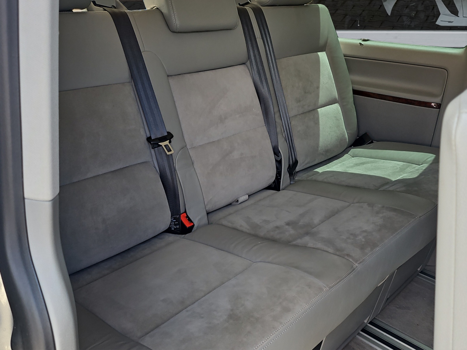 VW T5 Multivan 2.0 Bi-TDI CR Highline DSG-image-15
