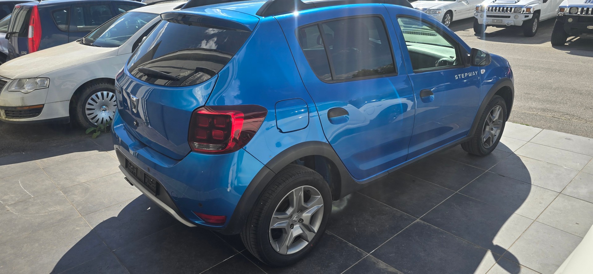 DACIA Sandero 1.0 Ambiance-image-3