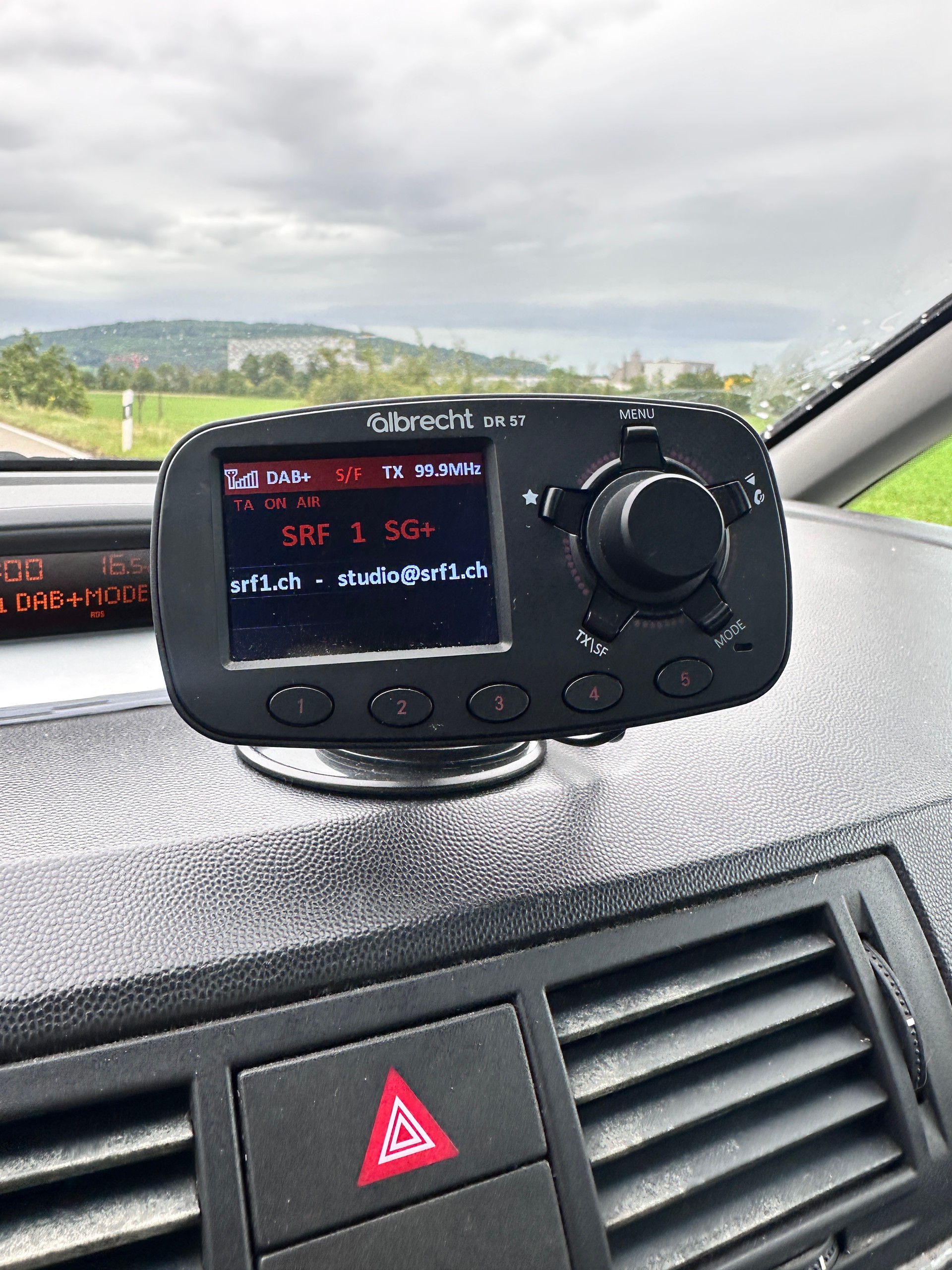 OPEL Meriva 1.8i 16V Cosmo-image-1