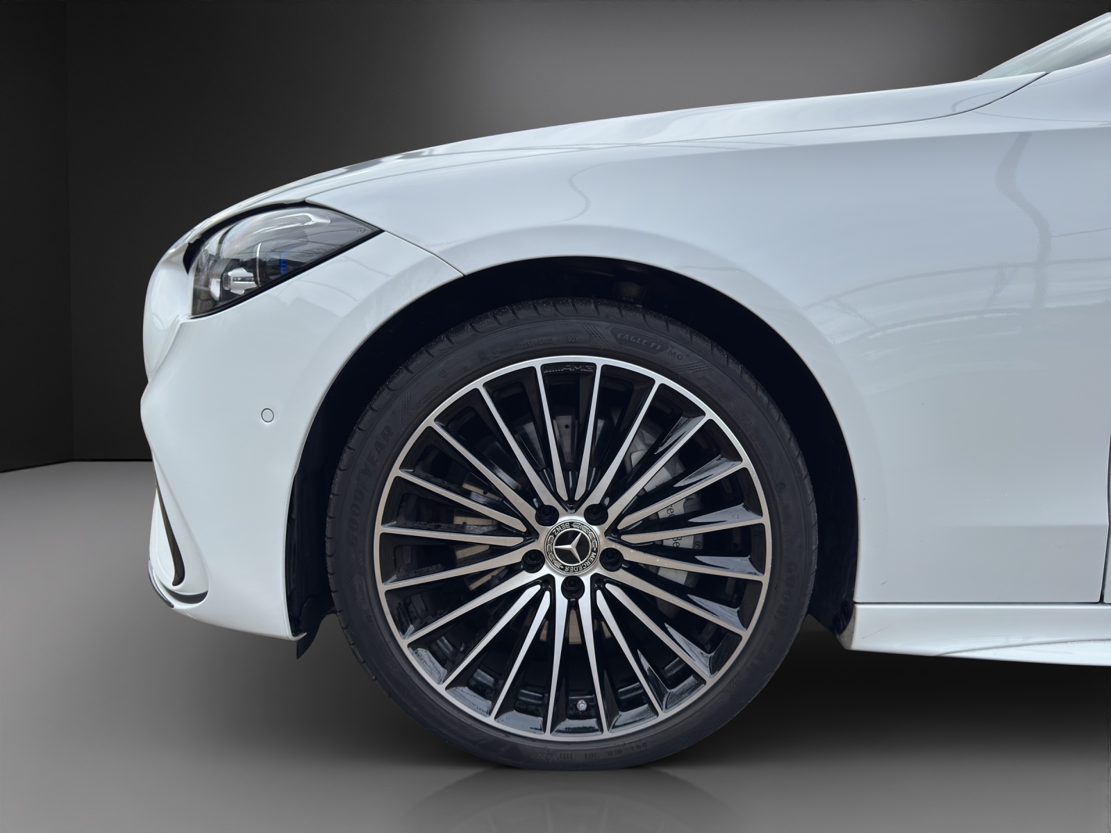 MERCEDES-BENZ C 300 d 4Matic-image-7