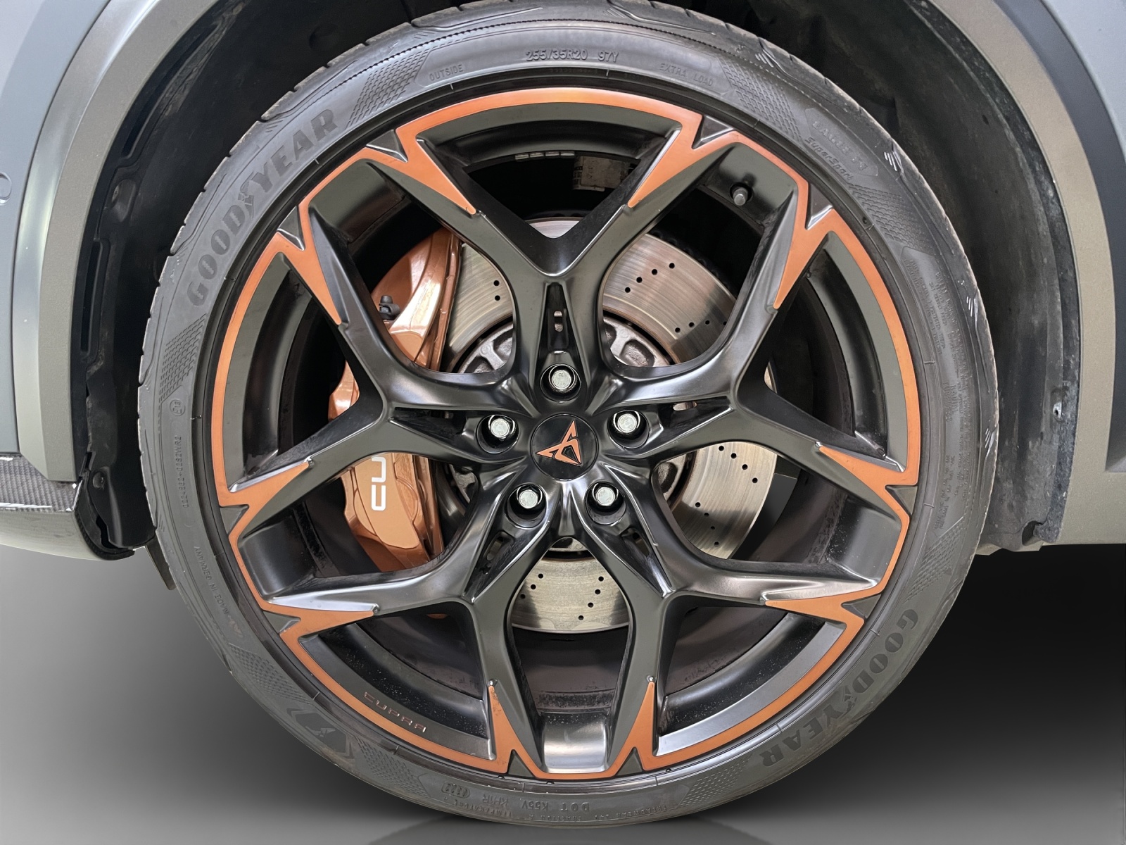 CUPRA Formentor 2.5TSI VZ5 4Drive DSG-image-13