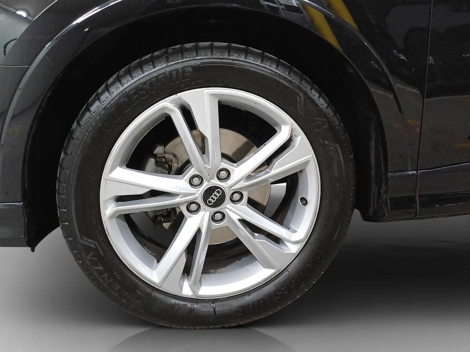 AUDI Q3 35 TFSI S line S-tronic-image-15