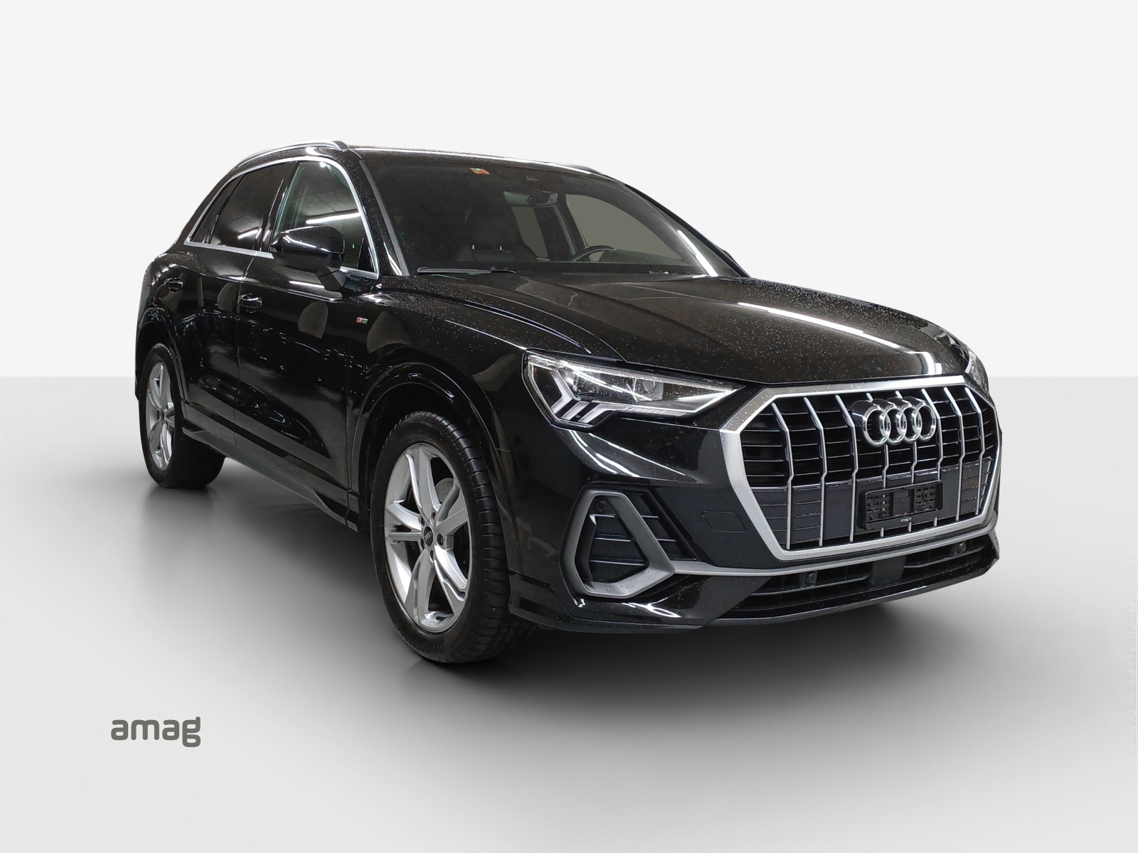 AUDI Q3 35 TFSI S line S-tronic-image-5