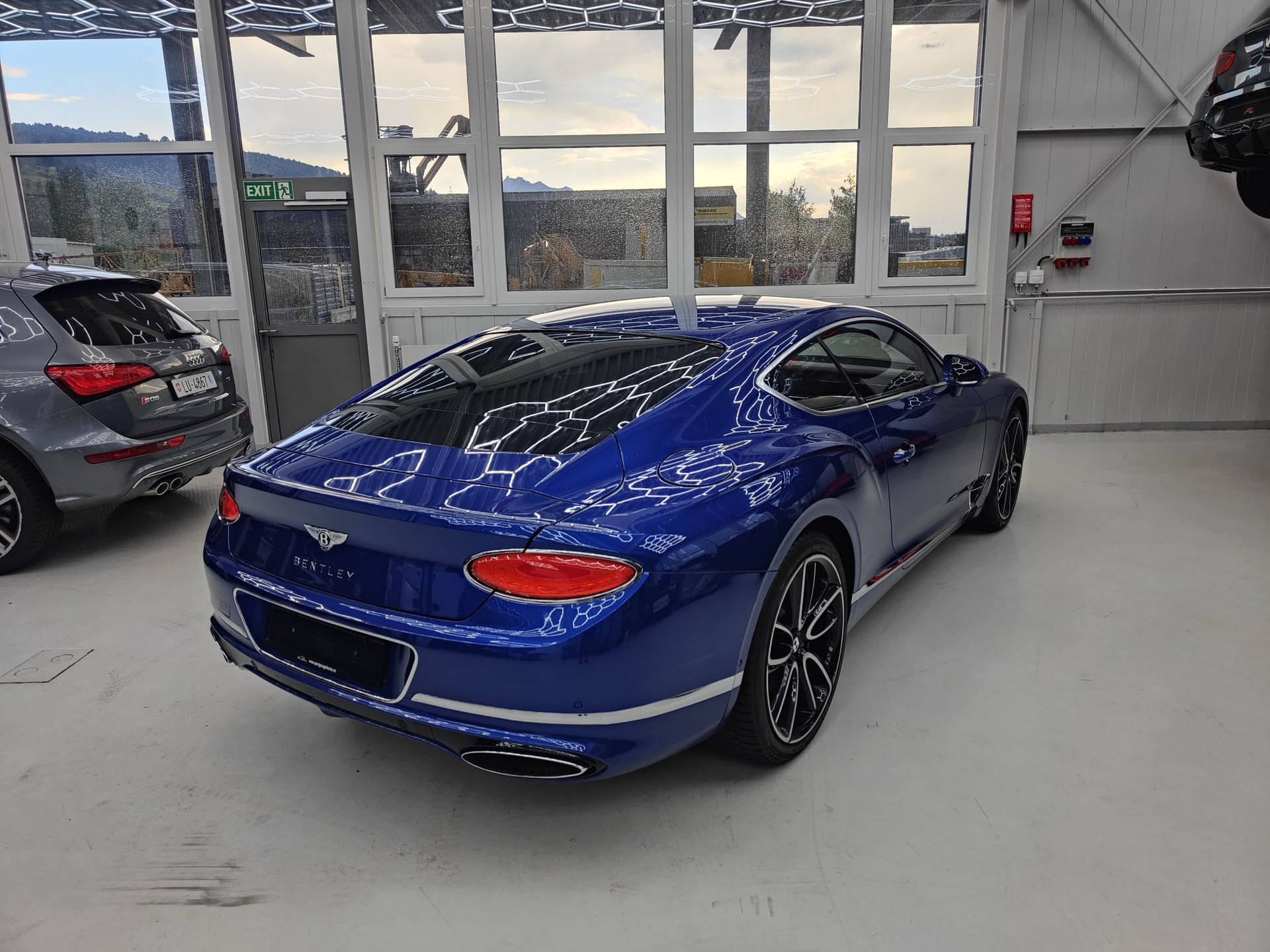 BENTLEY Continental GT 6.0 W12-image-6