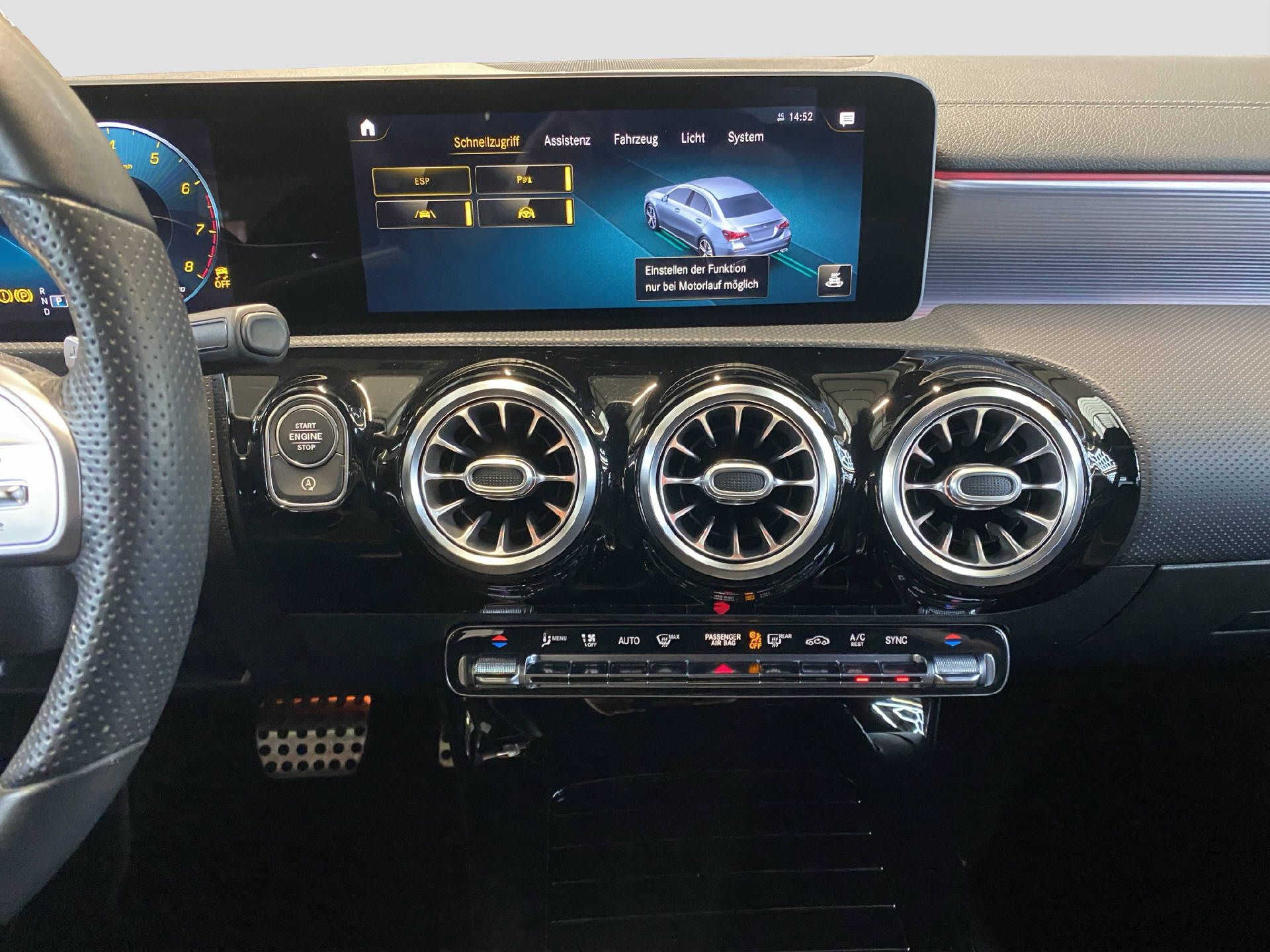 MERCEDES-BENZ A 220 AMG Line 4MATIC-image-10
