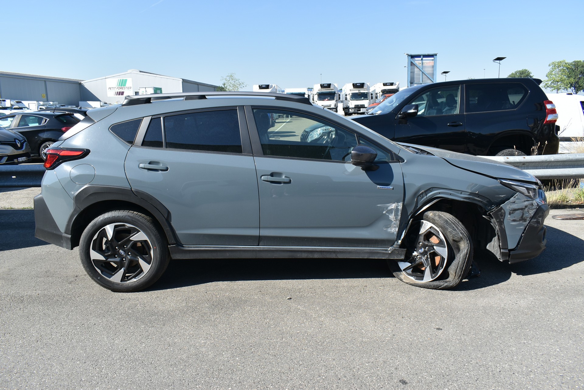 SUBARU Crosstrek 2.0 e-Boxer Luxury AWD Lineartronic-image-11