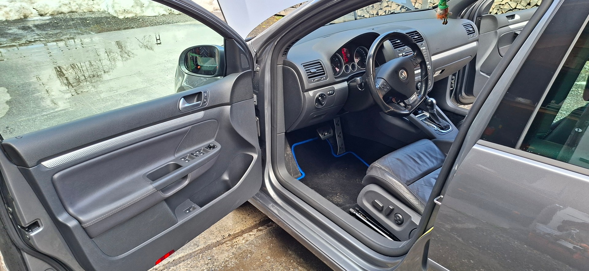 VW 3.2 V6 R32 DSG 4motion-image-2