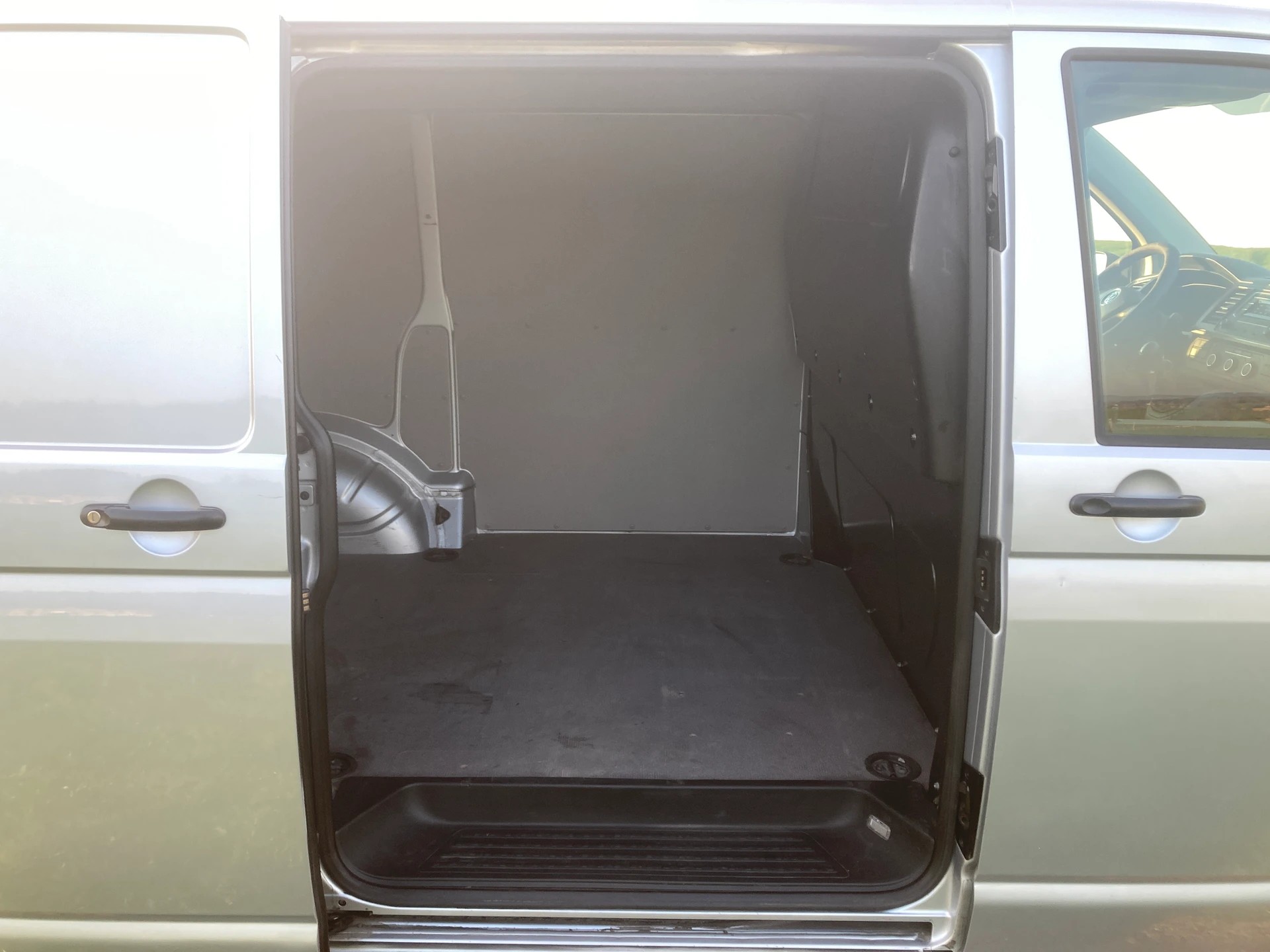 VW T6 2.0 TDI 4Motion-image-6