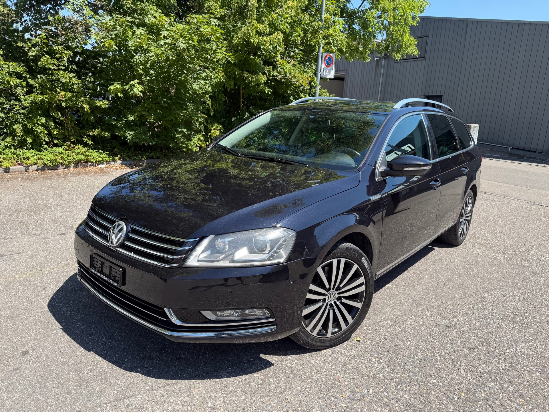 VW Passat Variant 2.0 TDI BMT Highline DSG * Leder * Gr. Navi * Xenon * Klima-auto * PDC V&H * RF-Kamera * Ab MFK 02.2026-image-0