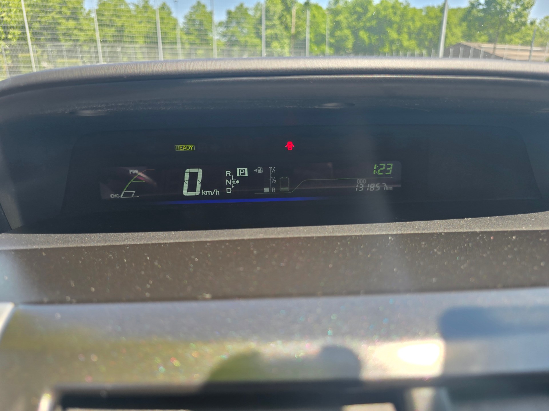 TOYOTA Prius+ 1.8 VVT-i HSD Sol-image-12