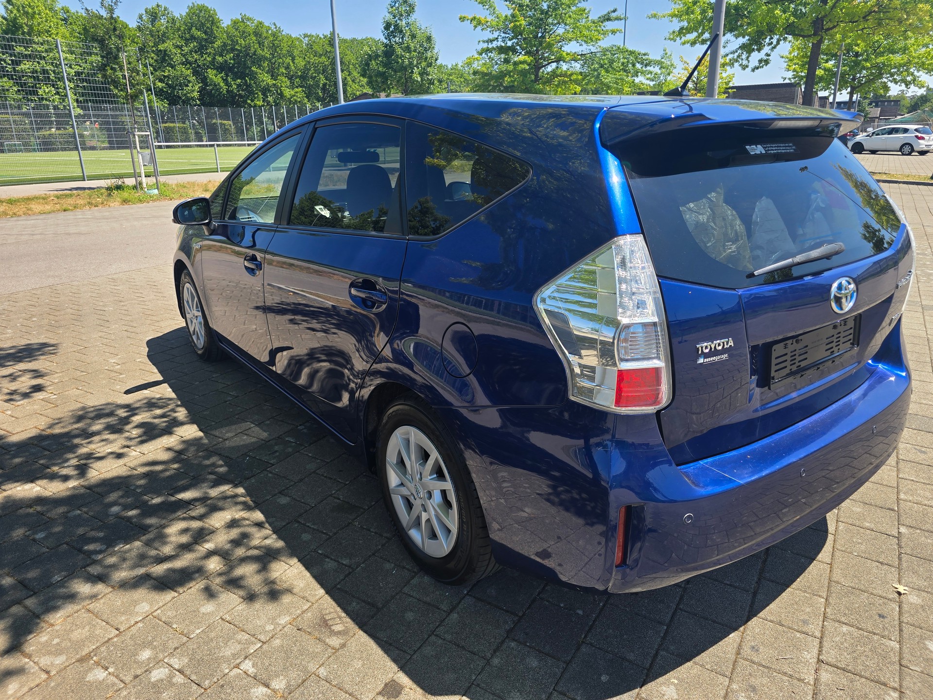 TOYOTA Prius+ 1.8 VVT-i HSD Sol-image-6