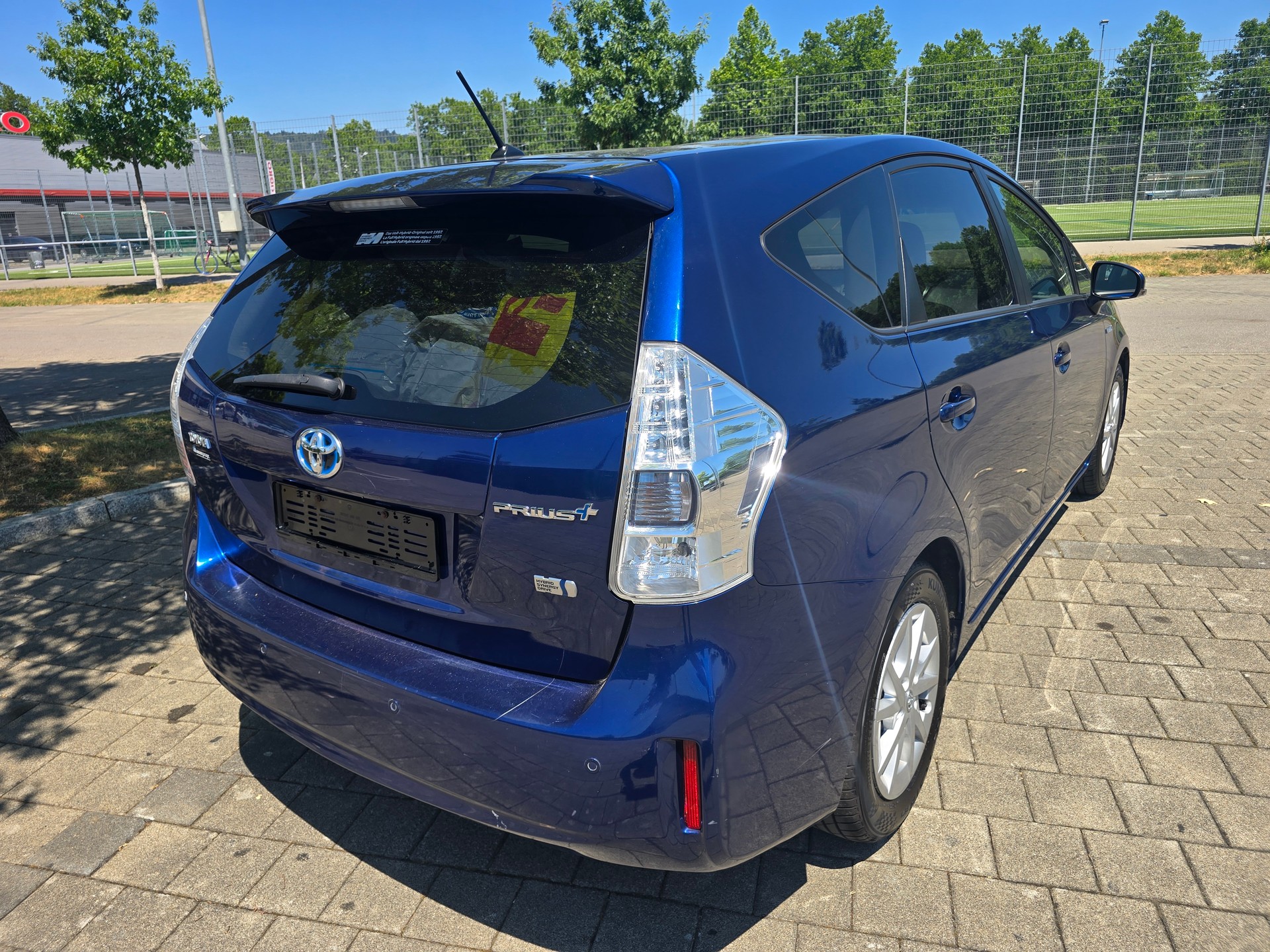 TOYOTA Prius+ 1.8 VVT-i HSD Sol-image-4