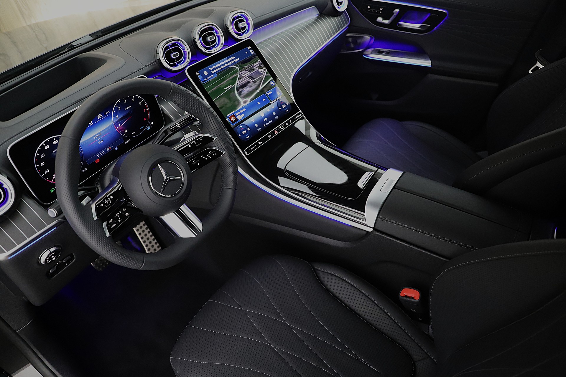 MERCEDES-BENZ GLC 300 4Matic 9G-Tronic AMG Line Premium Plus und Night Paket-image-4
