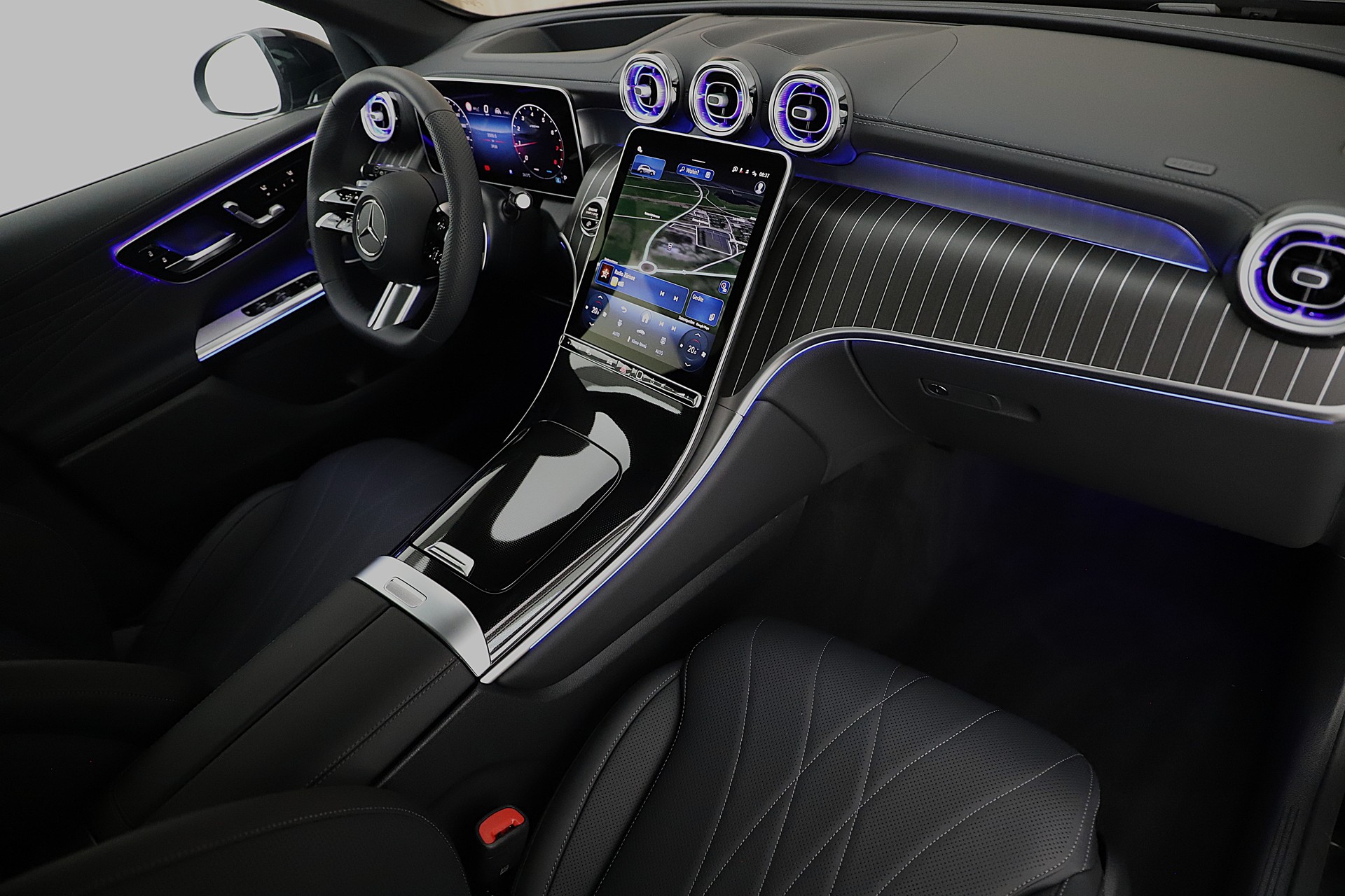 MERCEDES-BENZ GLC 300 4Matic 9G-Tronic AMG Line Premium Plus und Night Paket-image-6