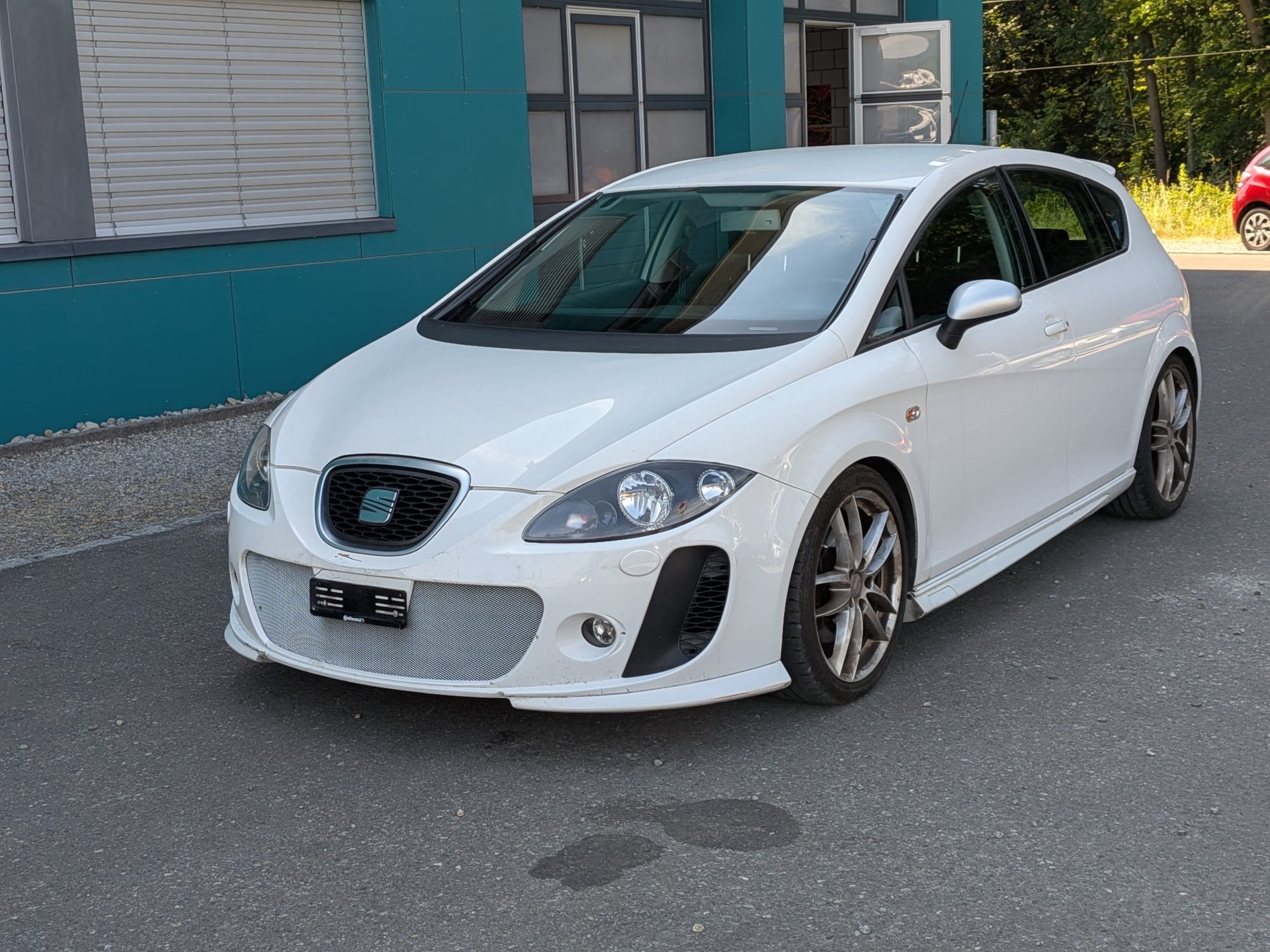 SEAT Leon 2.0 TSI FR-image-2