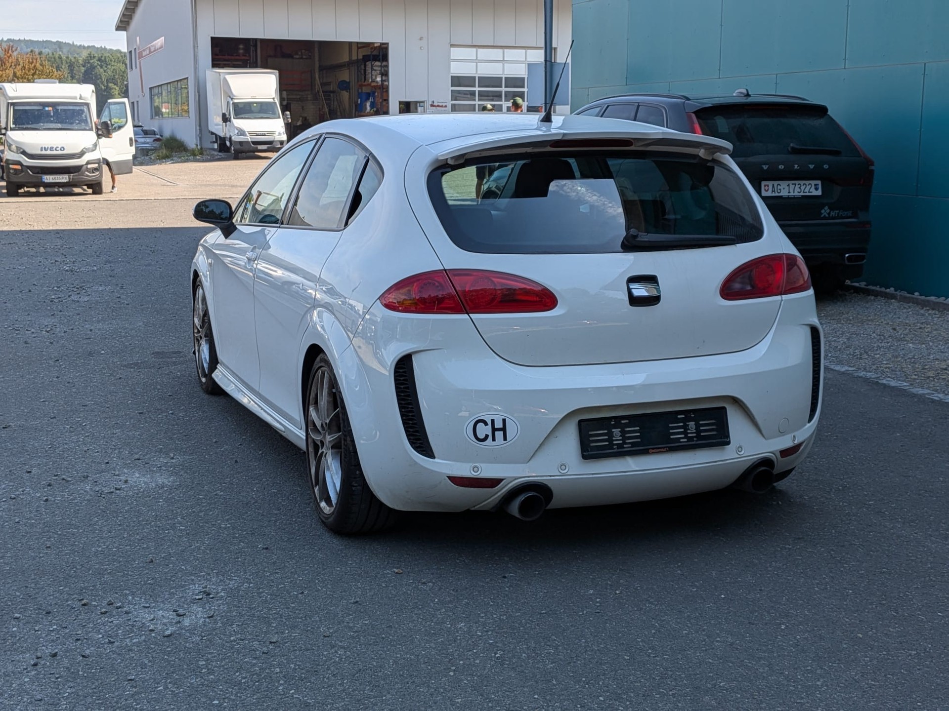 SEAT Leon 2.0 TSI FR-image-4
