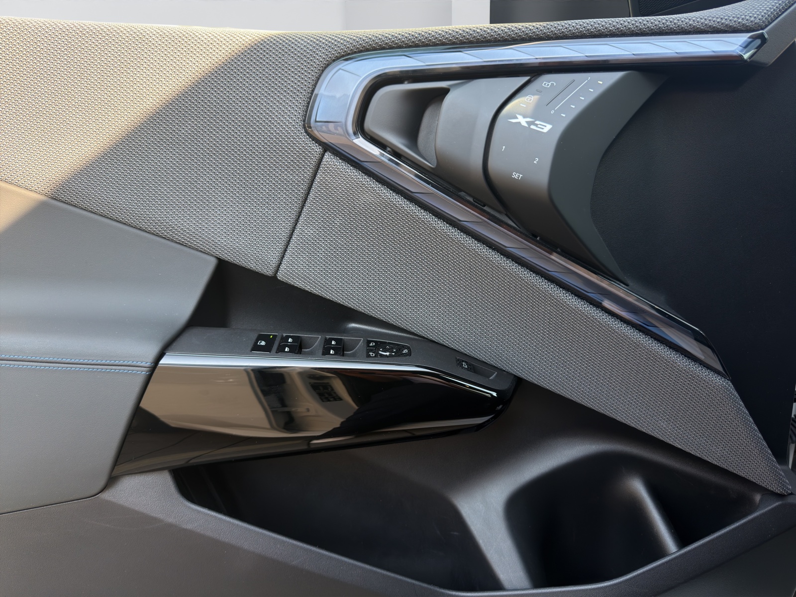 BMW X3 M50i-image-19