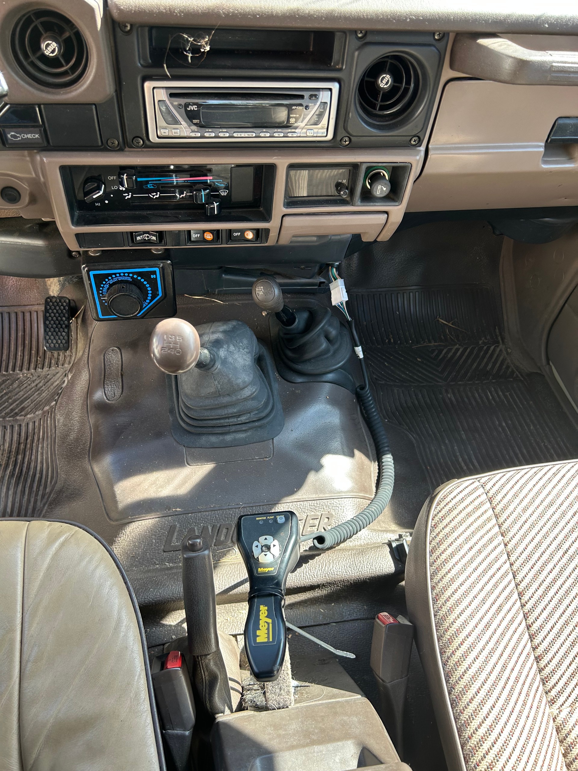 TOYOTA RJ 73 LV-MNEW FRP-Top-image-10