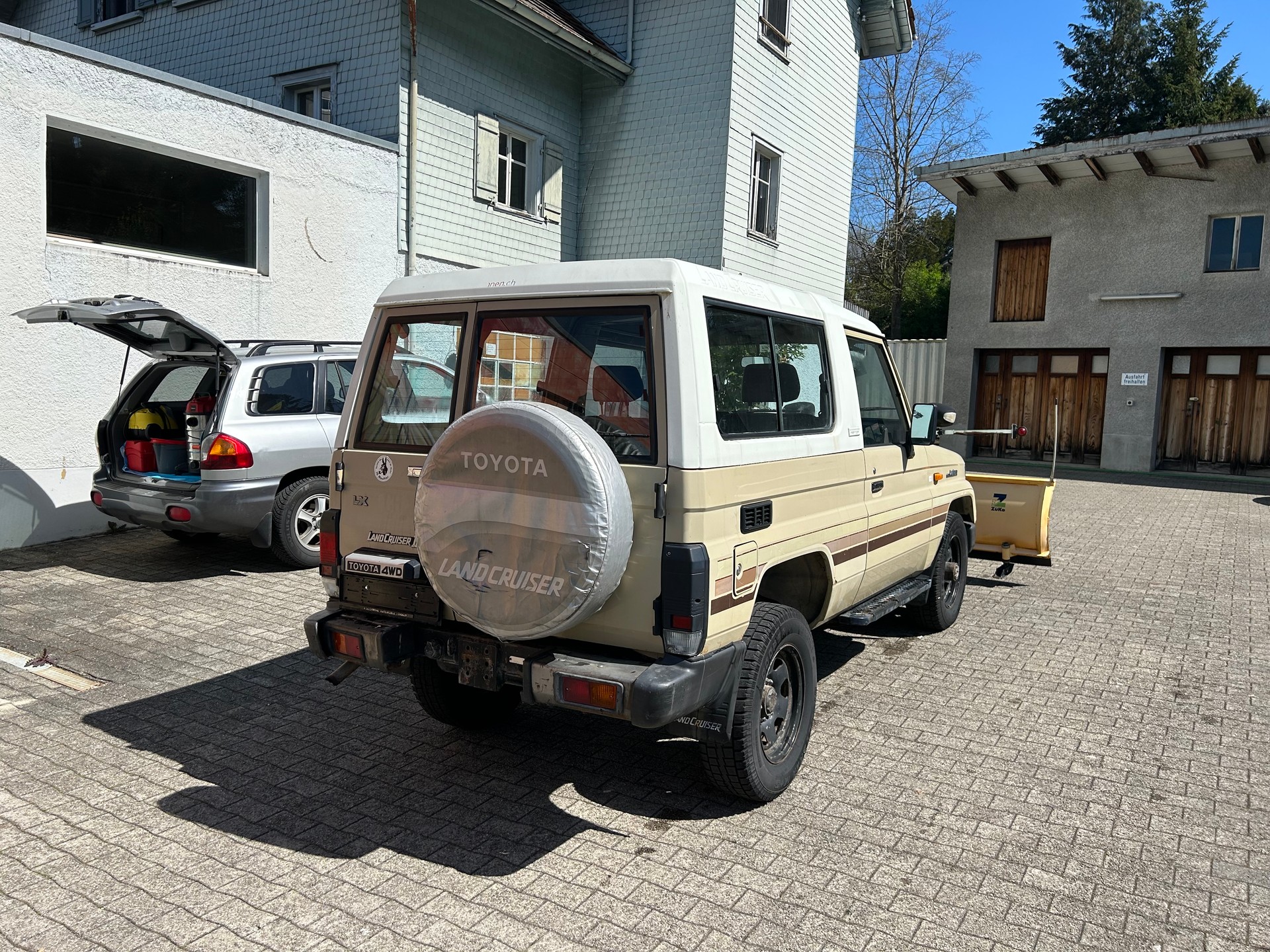TOYOTA RJ 73 LV-MNEW FRP-Top-image-5