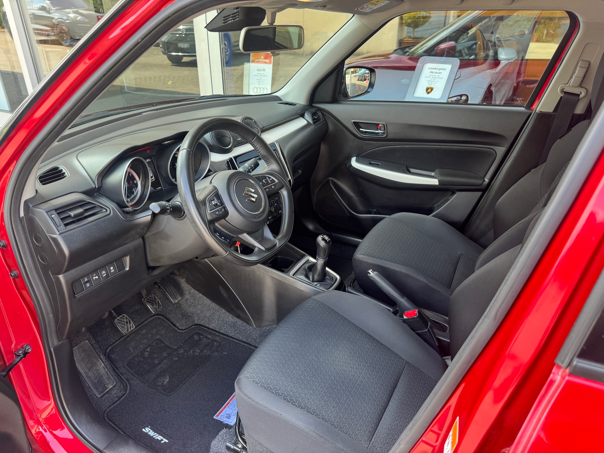 SUZUKI Swift 1.2 Compact + Hybrid-image-4