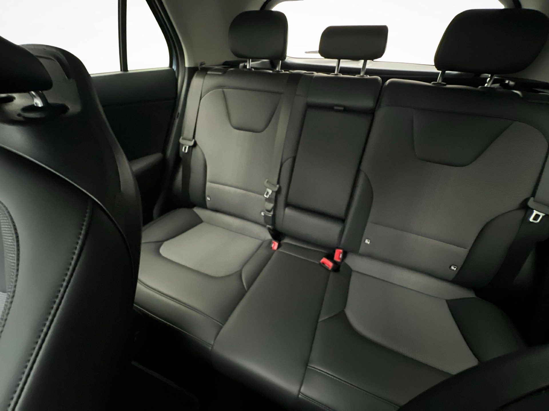 KIA Niro 1.6 GDi Plug-in Hybrid Power Edition-image-10