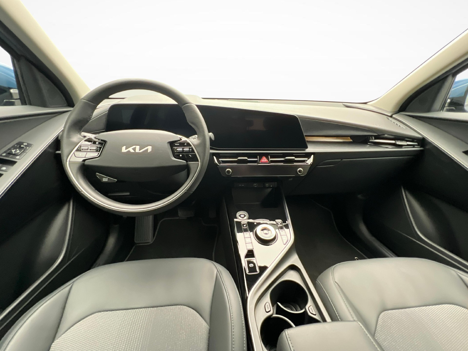 KIA Niro 1.6 GDi Plug-in Hybrid Power Edition-image-8