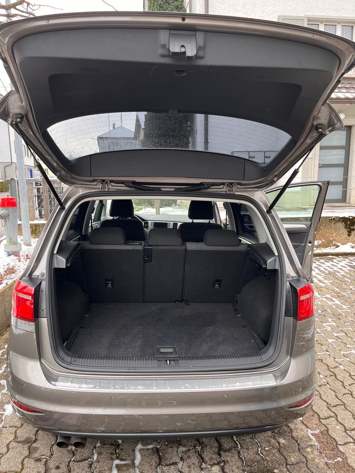 VW GOLF SPORTSVAN 1.4-image-3
