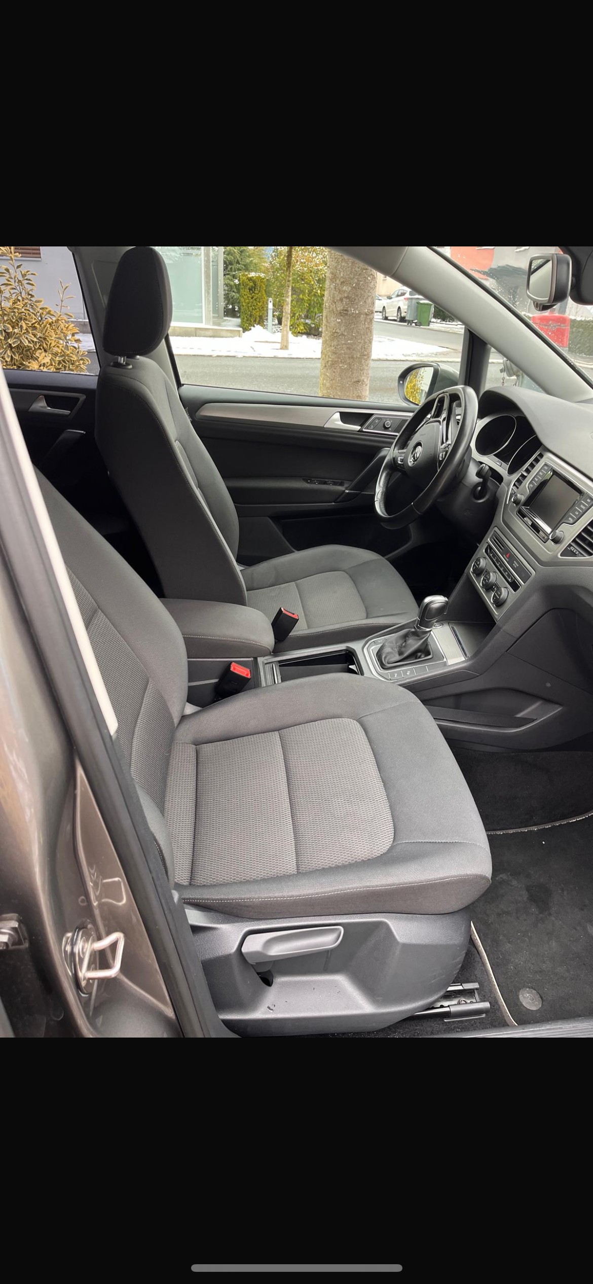 VW GOLF SPORTSVAN 1.4-image-4