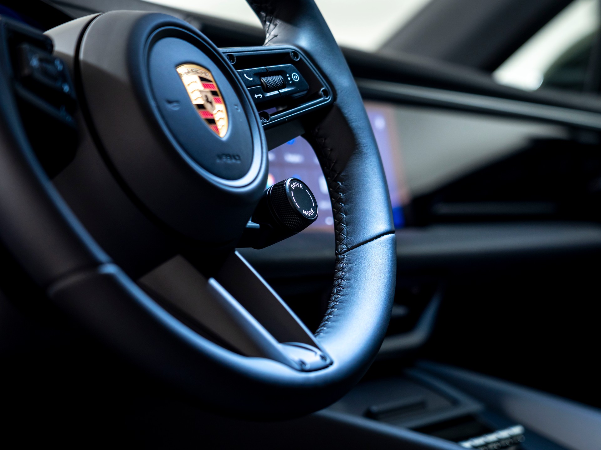 PORSCHE Macan 4 S 100kWh-image-13