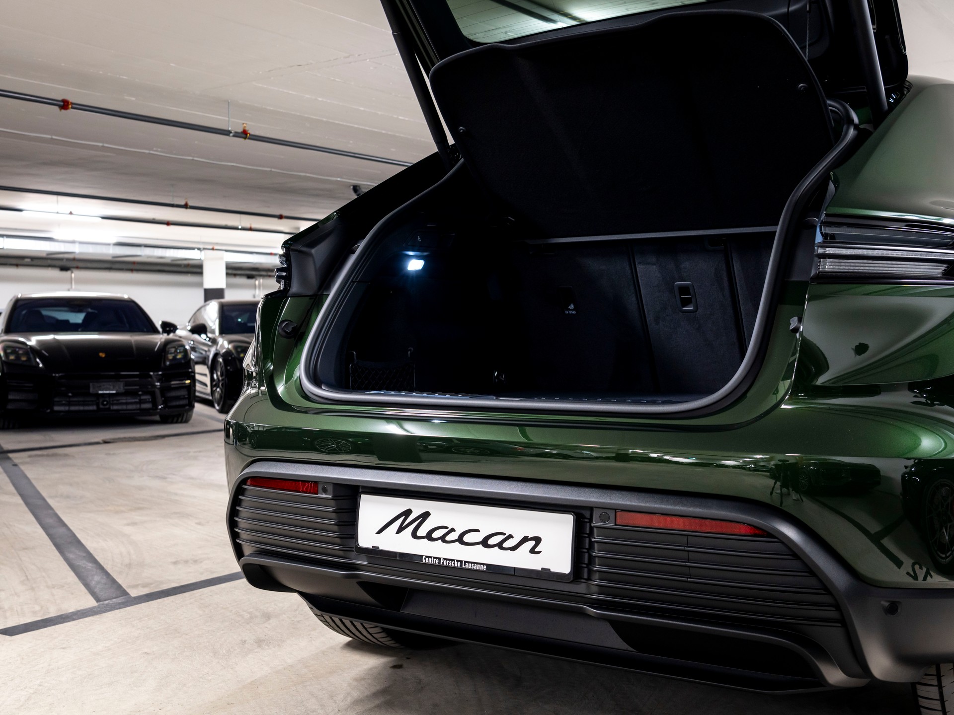 PORSCHE Macan 4 S 100kWh-image-10