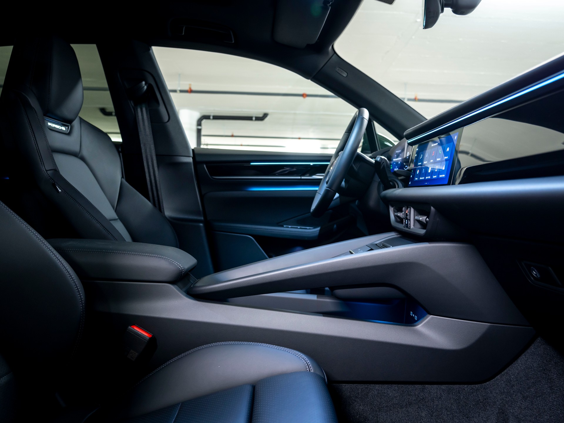 PORSCHE Macan 4 S 100kWh-image-18