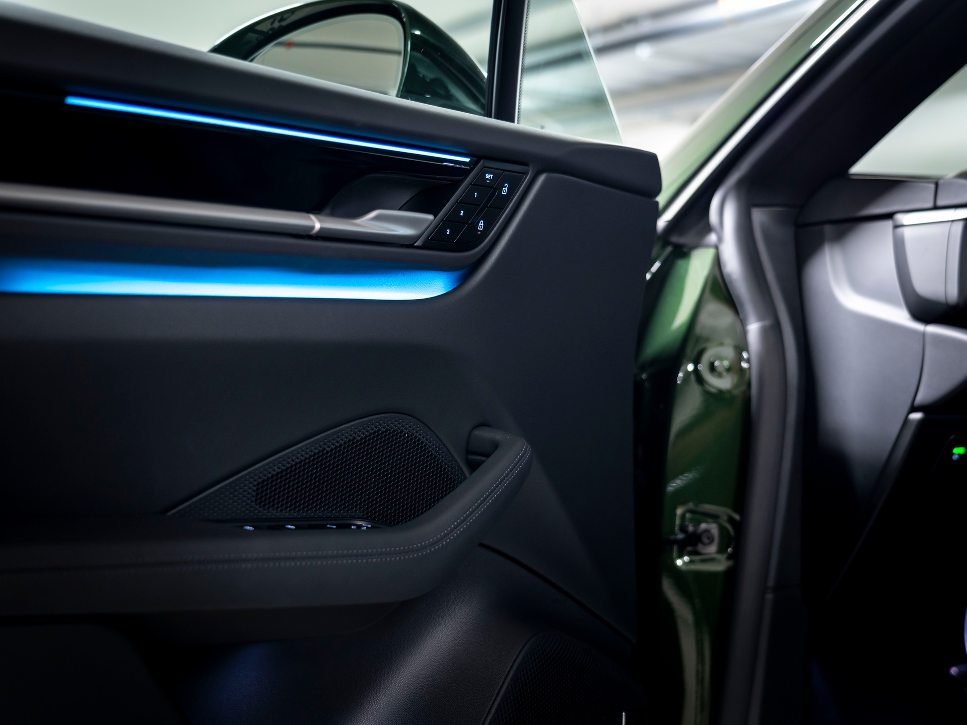 PORSCHE Macan 4 S 100kWh-image-26