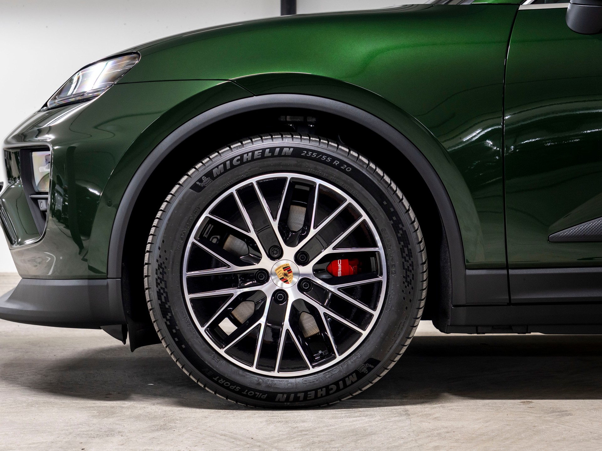 PORSCHE Macan 4 S 100kWh-image-7