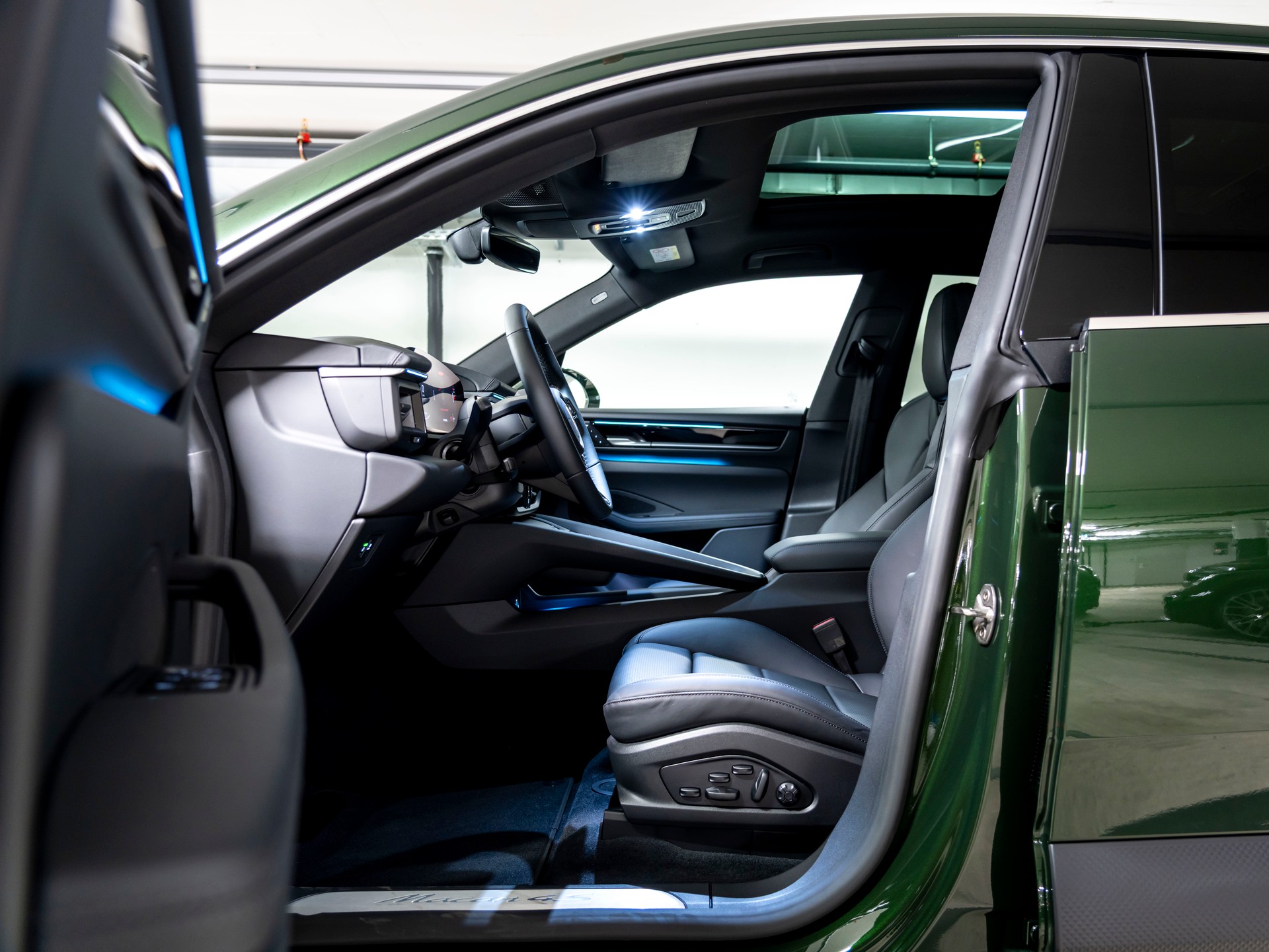 PORSCHE Macan 4 S 100kWh-image-25
