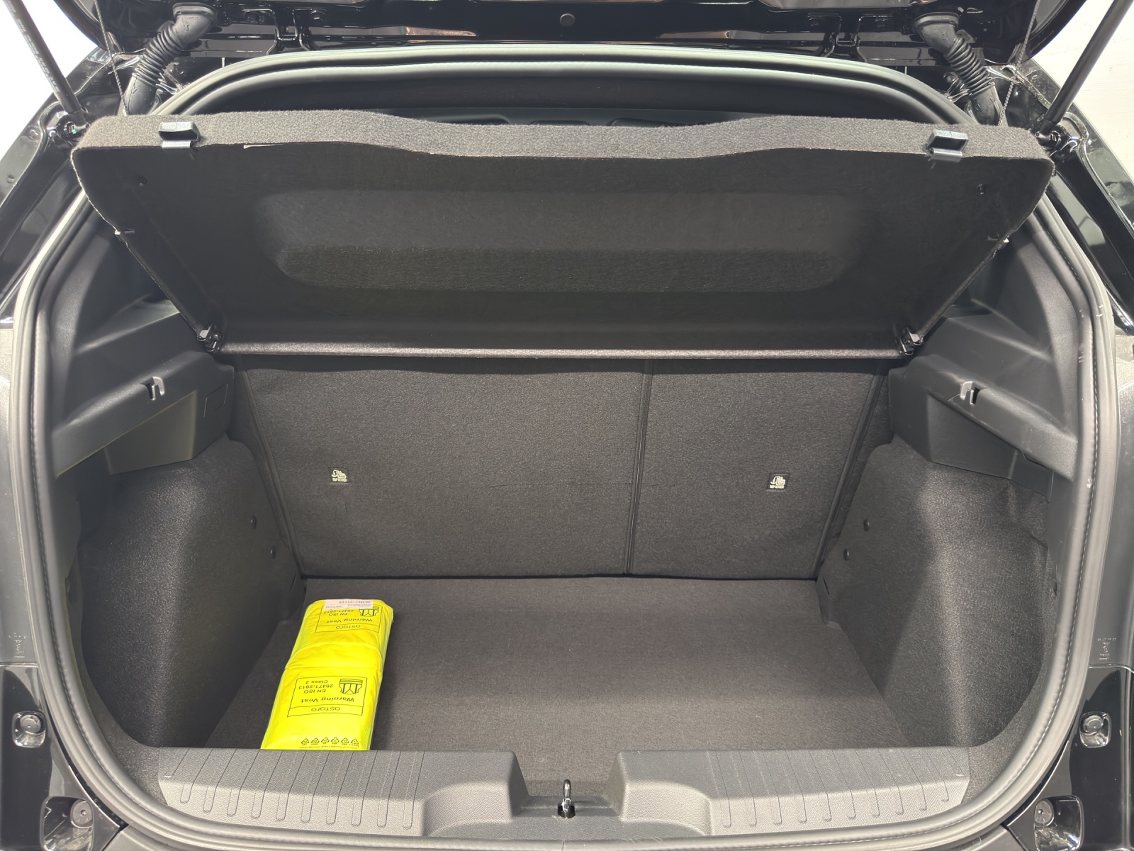 FIAT Grande Panda 1.2 Hybrid Icon-image-10
