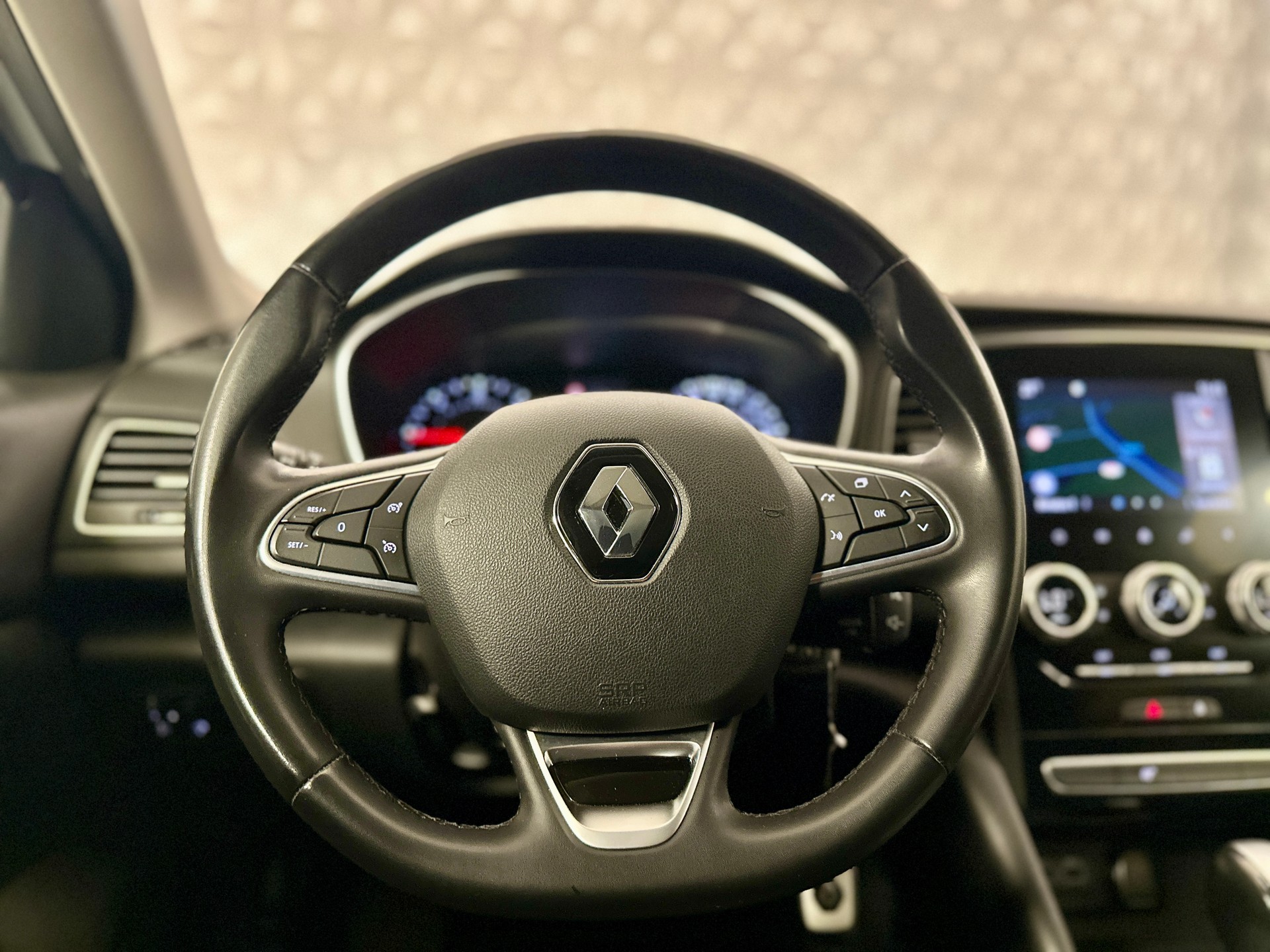 RENAULT Mégane Grandtour 1.5 dCi Business EDC-image-18