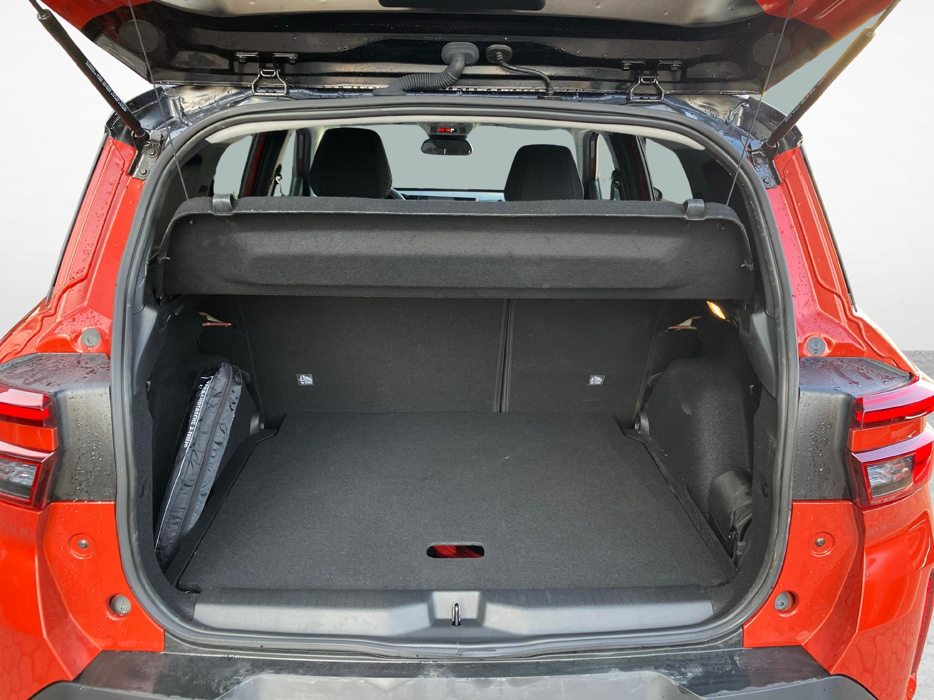 OPEL Frontera-e GS-image-11