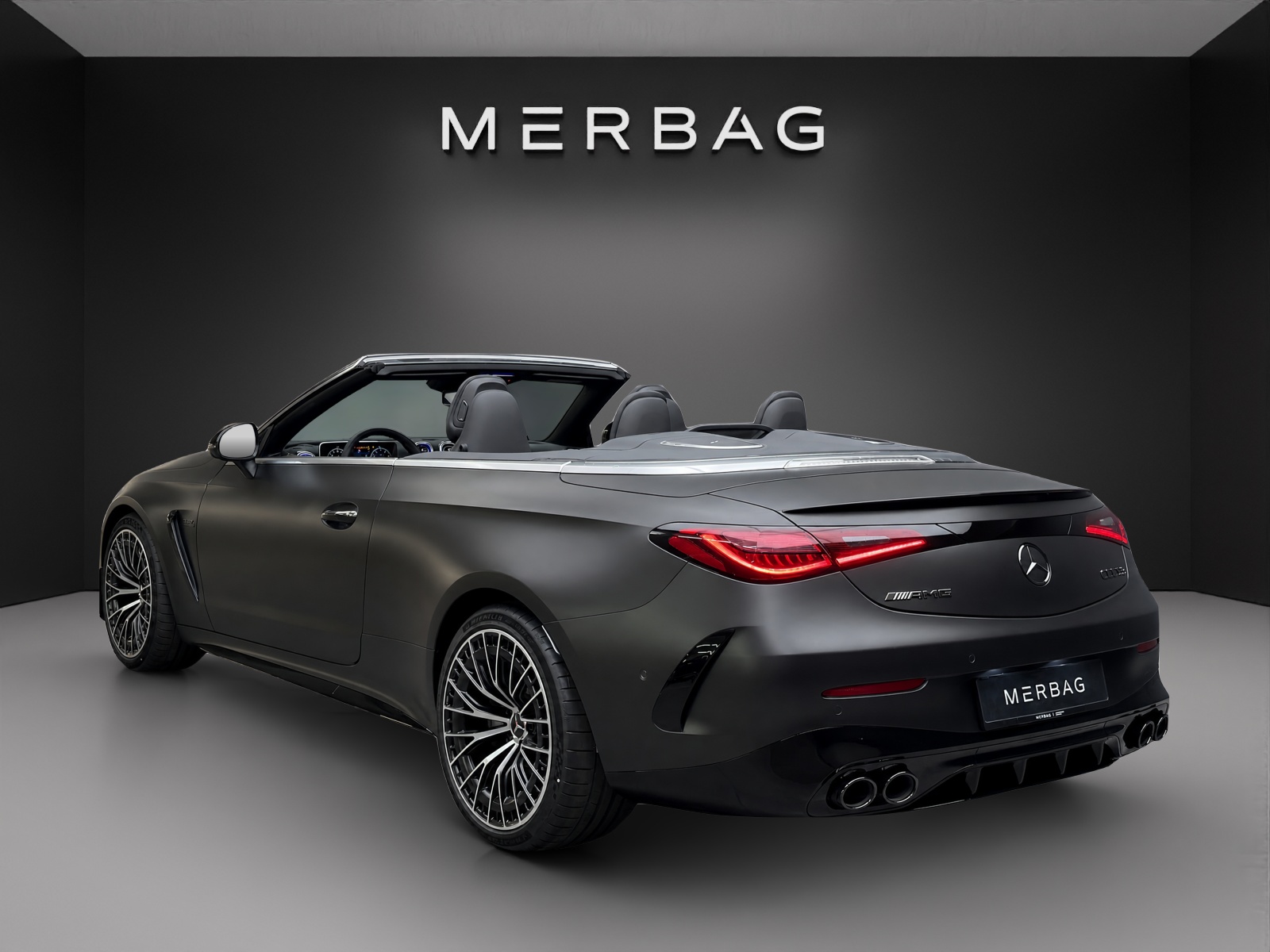 MERCEDES-BENZ AMG CLE 53 4MATIC+ Cabriolet-image-3