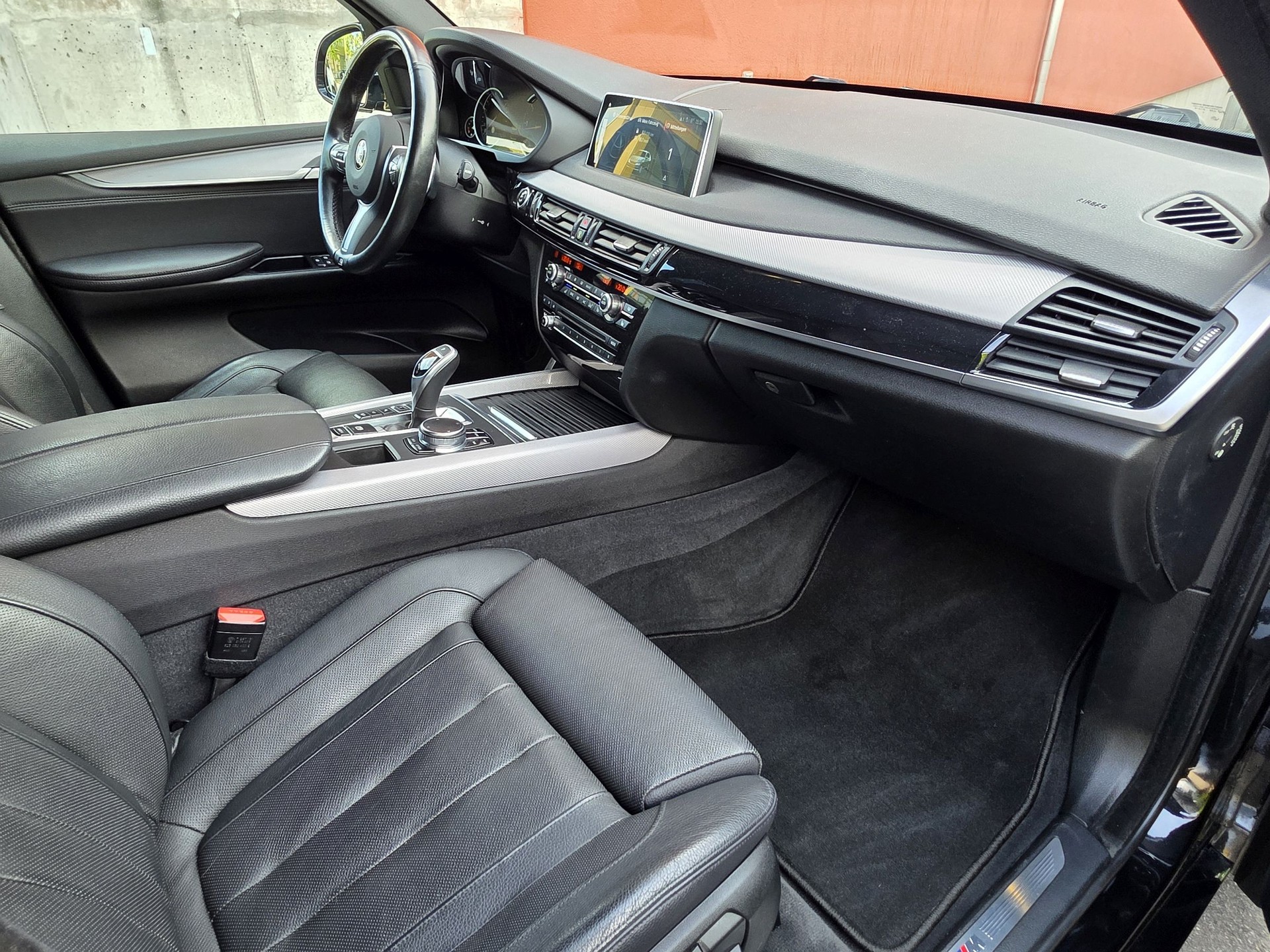 BMW X5 xDrive 40d M-Paket Steptronic-image-14